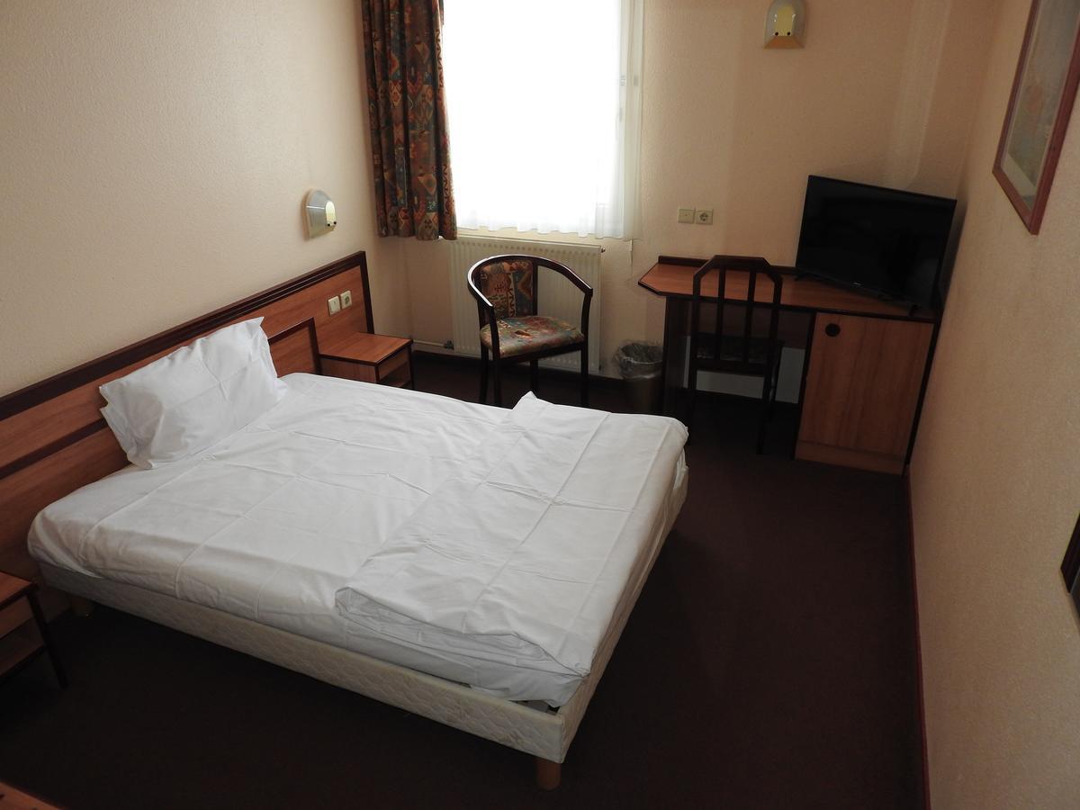 Hotel Anhalt Brehna Luaran gambar